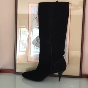 Black suede boots